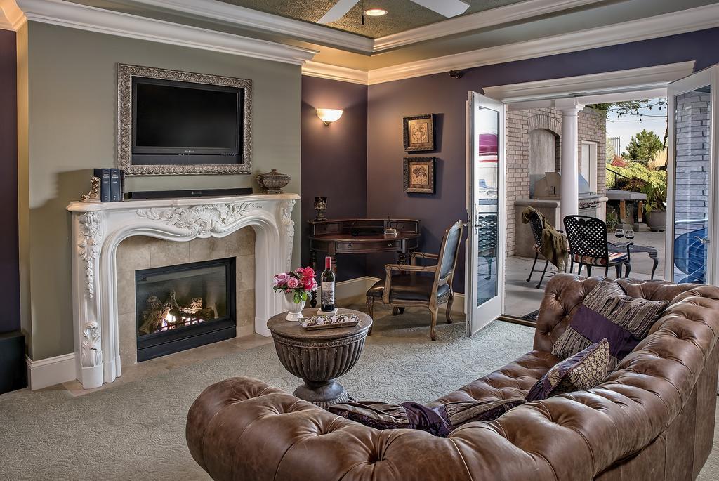 Bed and Breakfast Cameo Heights Mansion And The Vine Fine Dining Restaurant Touchet Exteriér fotografie