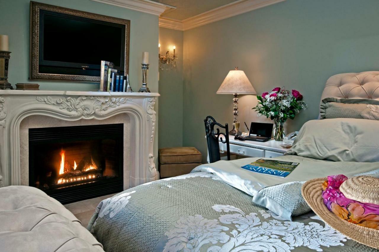 Bed and Breakfast Cameo Heights Mansion And The Vine Fine Dining Restaurant Touchet Exteriér fotografie