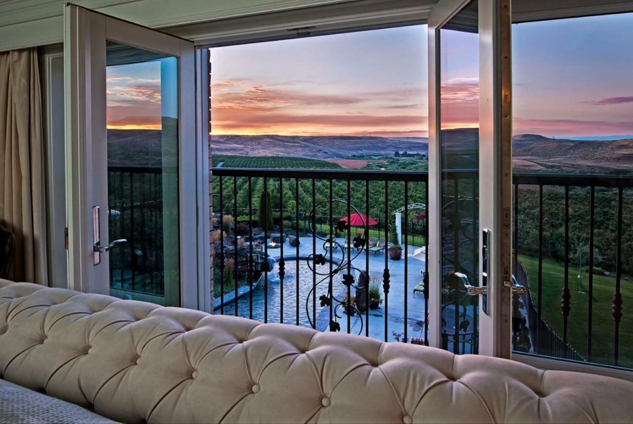 Bed and Breakfast Cameo Heights Mansion And The Vine Fine Dining Restaurant Touchet Exteriér fotografie