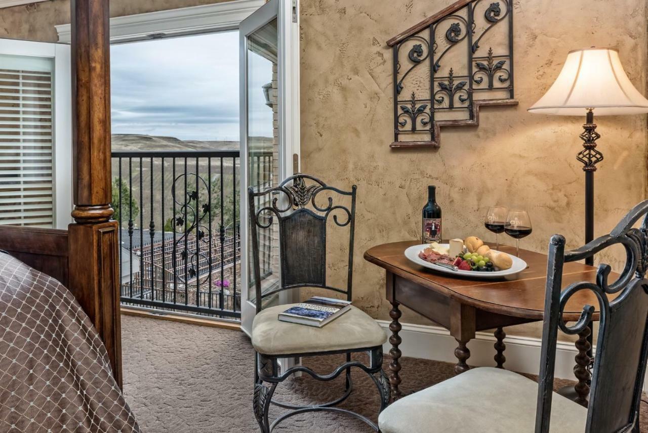 Bed and Breakfast Cameo Heights Mansion And The Vine Fine Dining Restaurant Touchet Exteriér fotografie