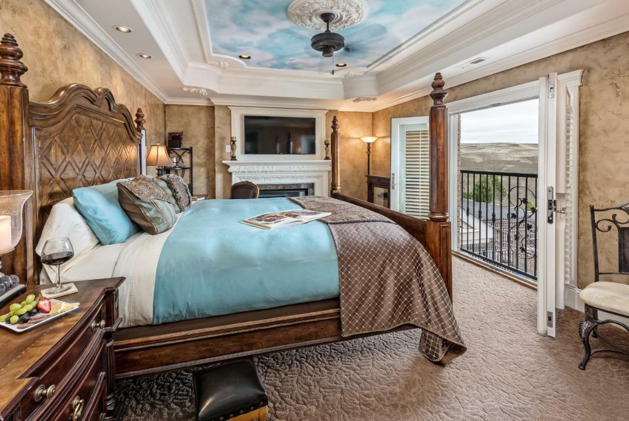 Bed and Breakfast Cameo Heights Mansion And The Vine Fine Dining Restaurant Touchet Exteriér fotografie