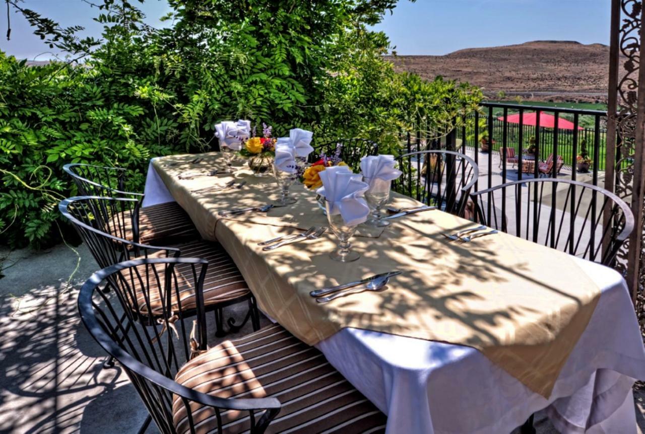 Bed and Breakfast Cameo Heights Mansion And The Vine Fine Dining Restaurant Touchet Exteriér fotografie